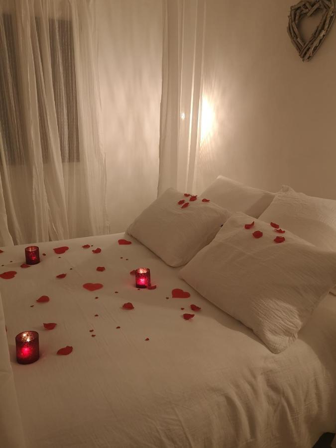 Solliès-Toucas Une Nuit A Bali - Appartement Cocooning מראה חיצוני תמונה